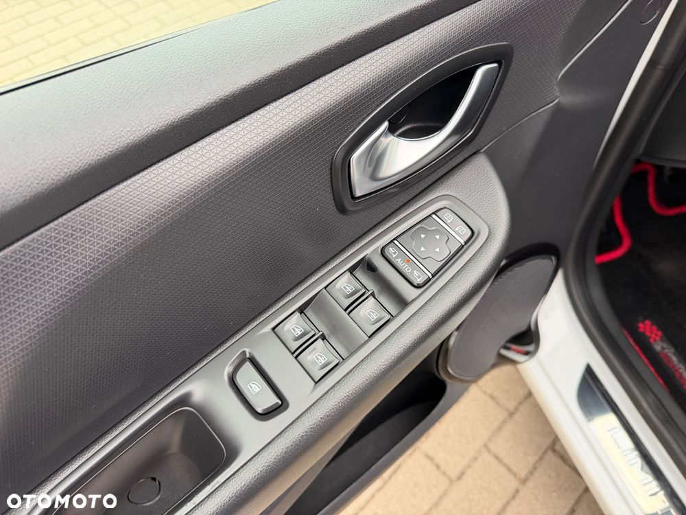 Renault Clio 0.9 Energy TCe Limited EU6 - 25