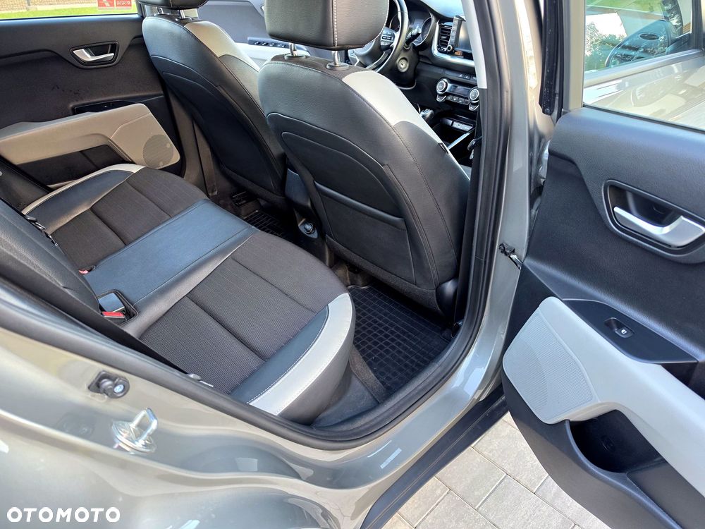 Kia Stonic 1.4 L - 19