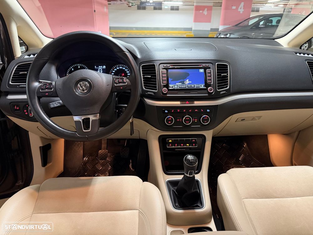 VW Sharan 2.0 TDI Highline - 12