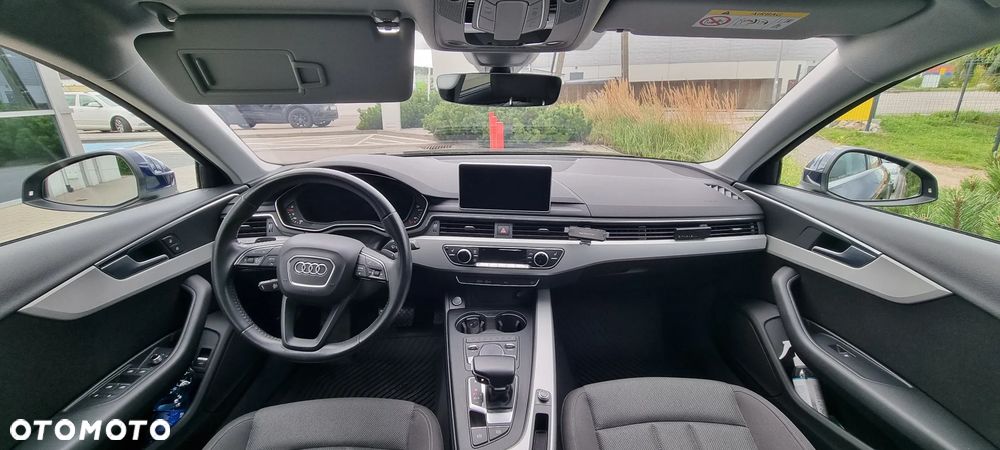 Audi A4 Limousine 35 TFSI mHEV S Line S tronic - 9