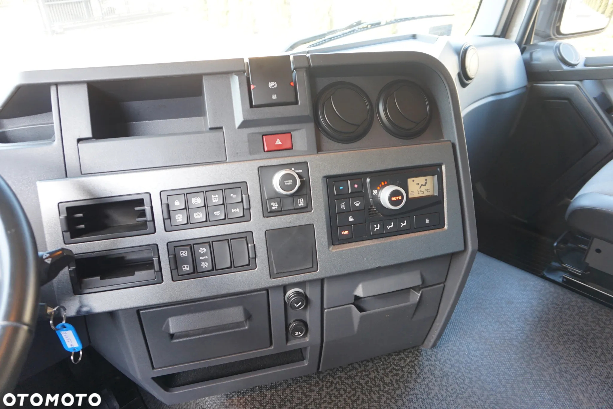 Renault T440 COMFORT STANDARD SALON PL IDEALNY. - 19