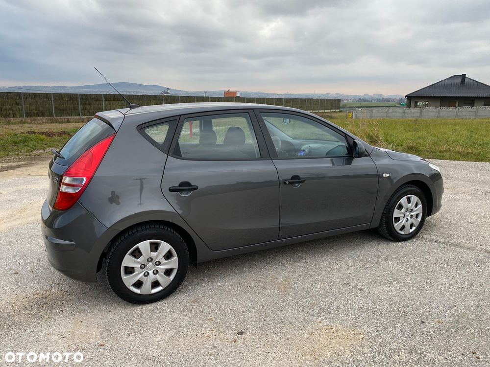 Hyundai i30 1.4 Classic - 14