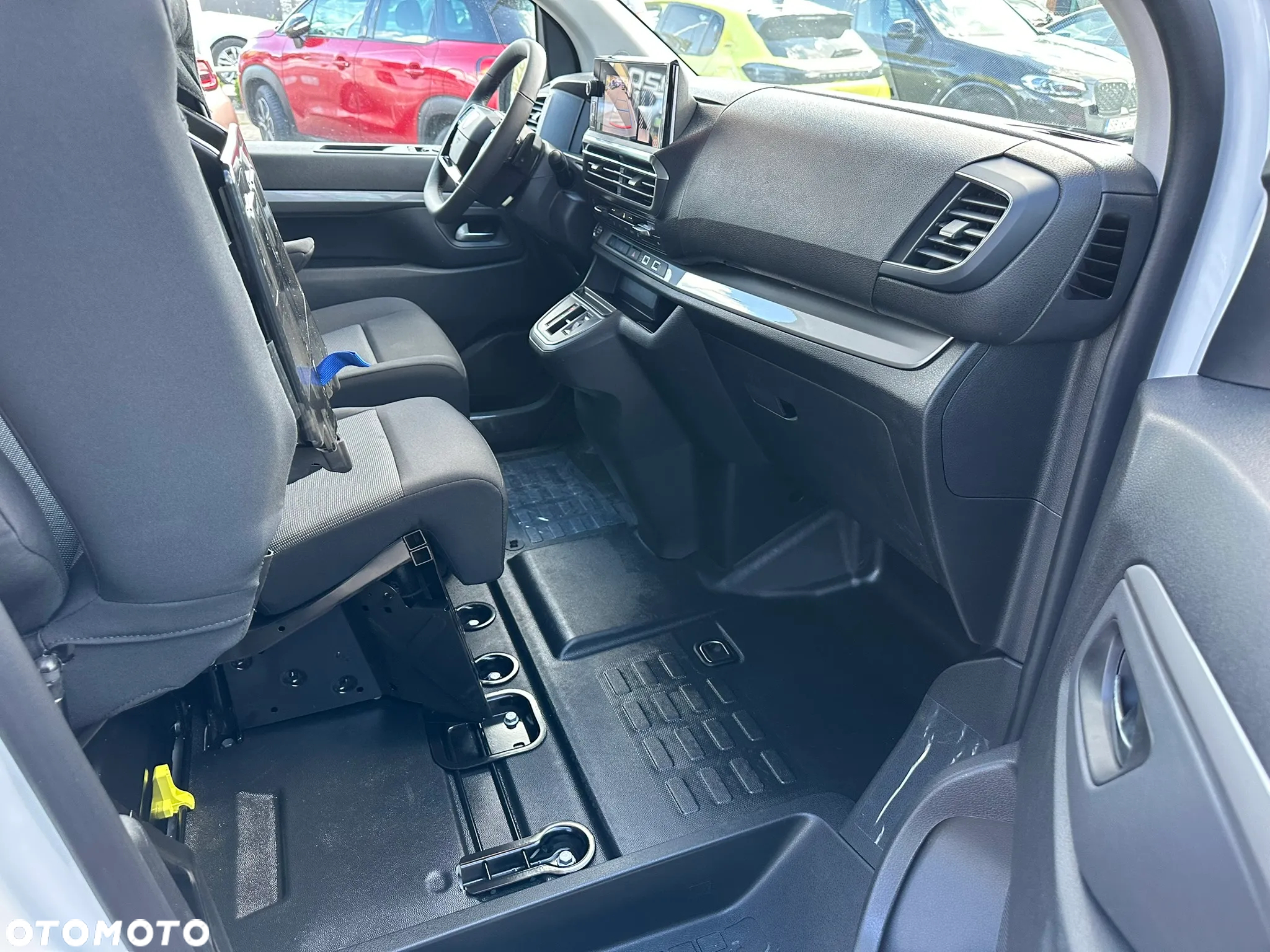 Peugeot Nowy e-Expert Furgon Long 136 KM akumulator 75 kWh - 9