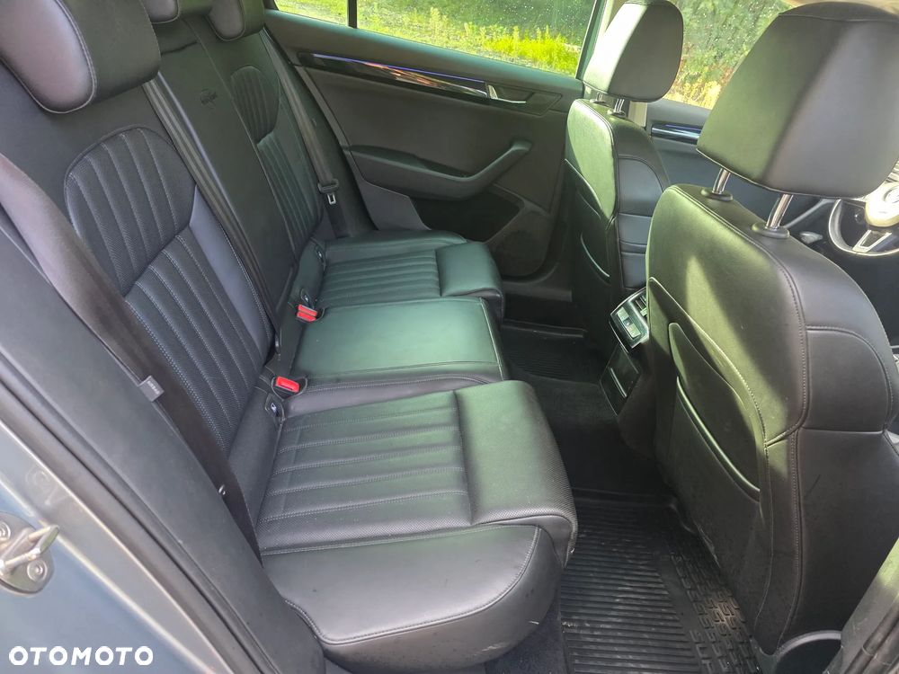 Skoda Superb 2.0 TDI 4x4 DSG L&K - 26