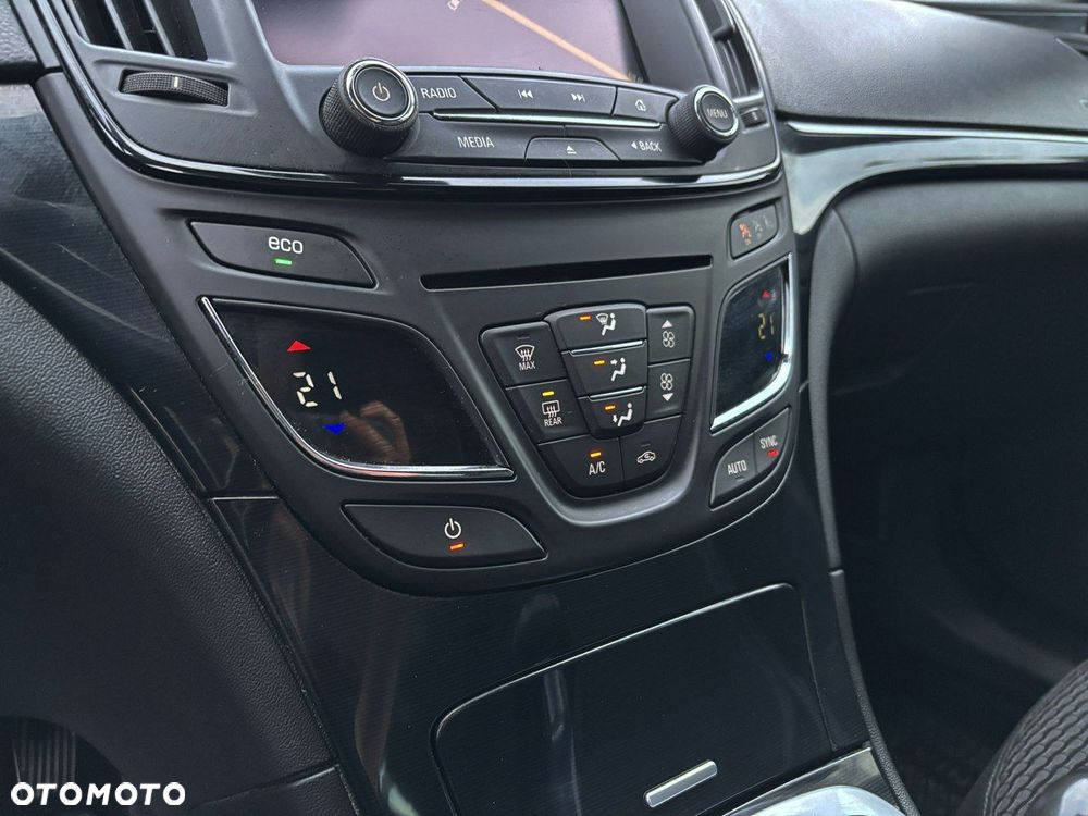 Opel Insignia 2.0 CDTI Cosmo ecoFLEX S&S - 17