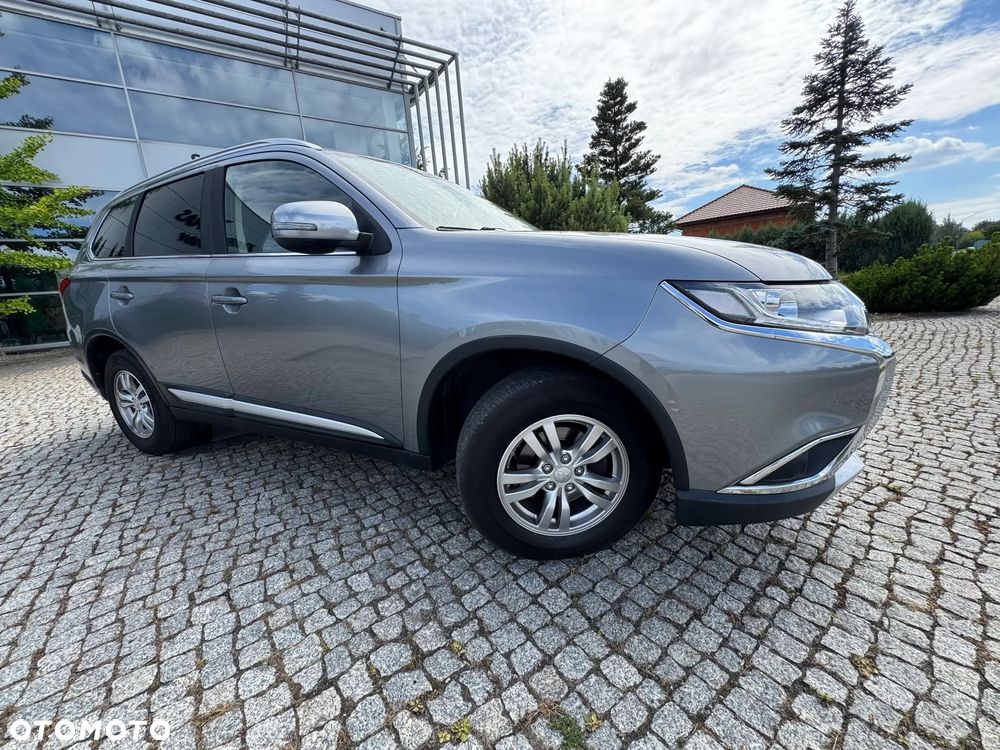 Mitsubishi Outlander 2.0 2WD Diamant Edition - 37