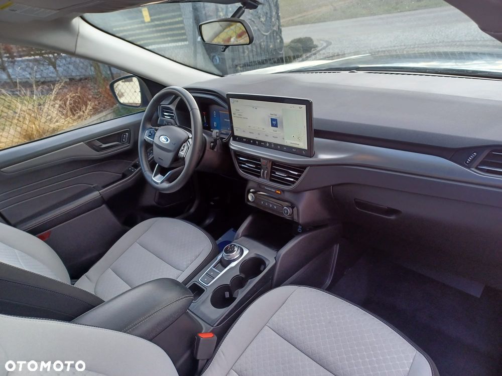 Ford Kuga - 6