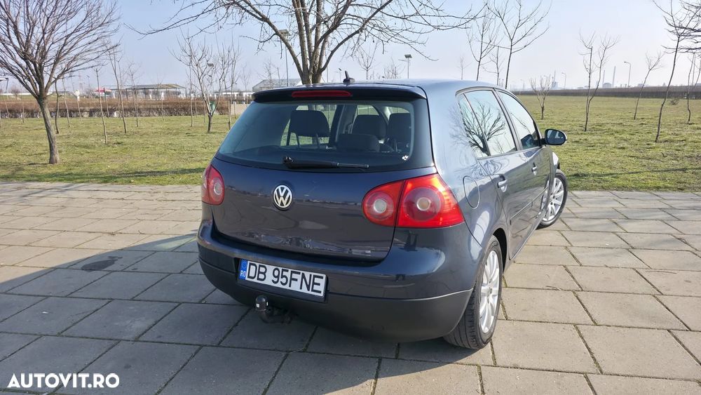 Volkswagen Golf - 4