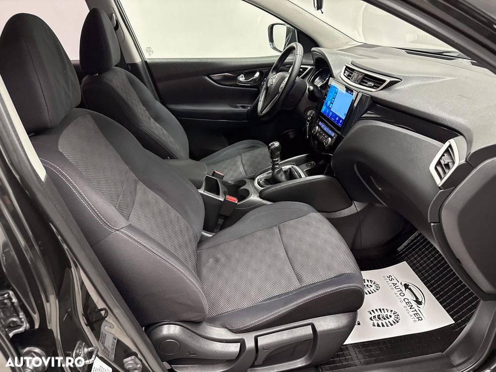 Nissan Qashqai 1.6 DCI DPF Start/Stop acenta - 16