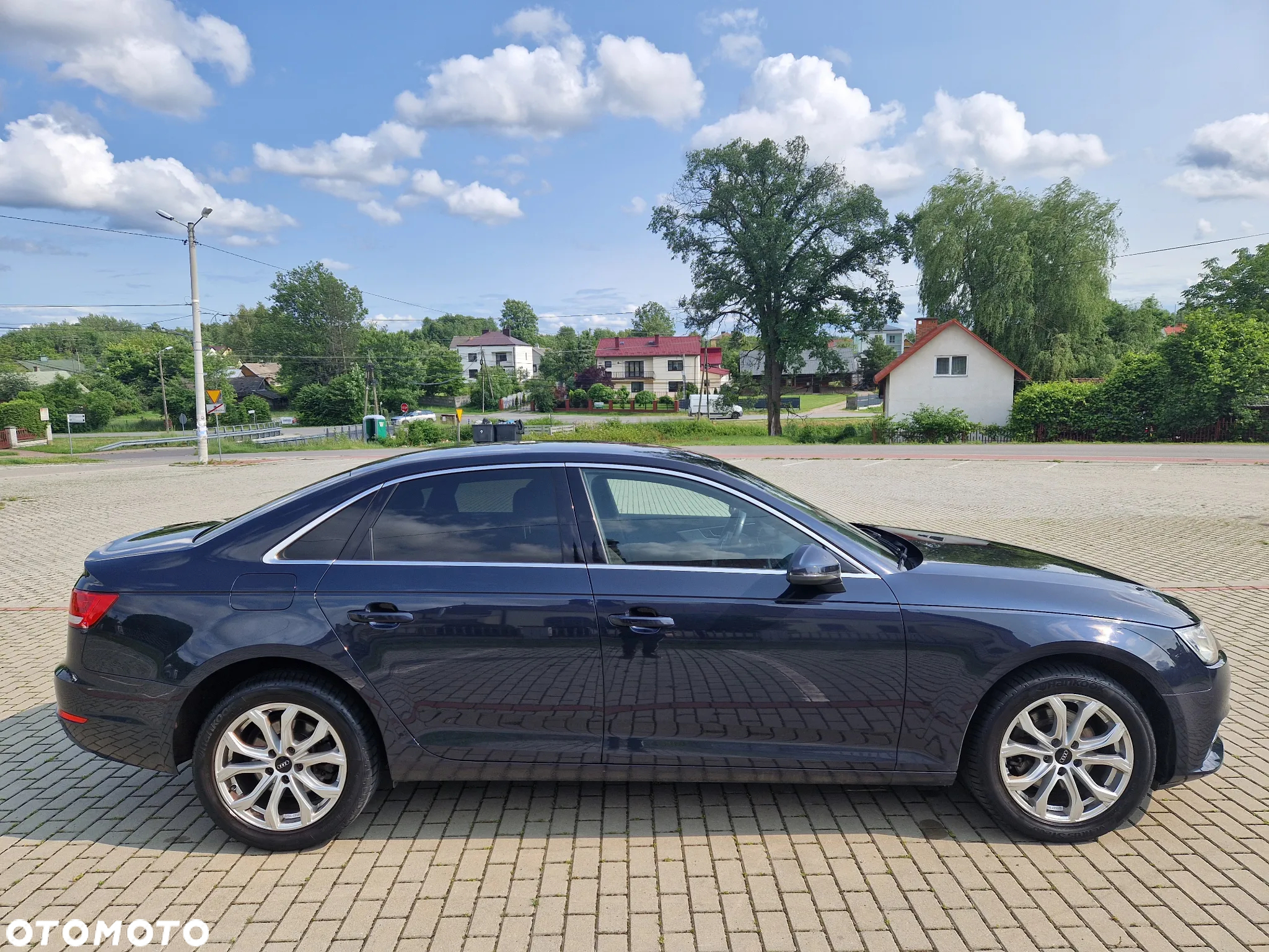 Audi A4 - 4