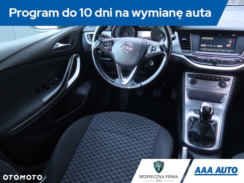 Opel Astra - 9