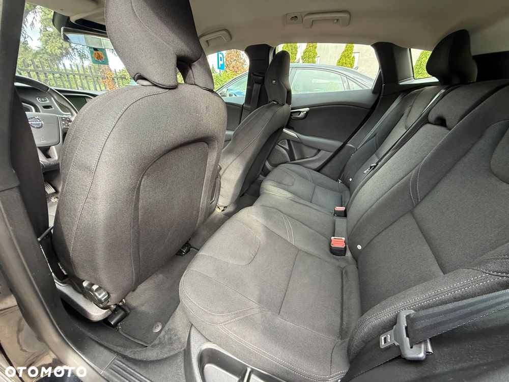 Volvo V40 T4 Base - 14