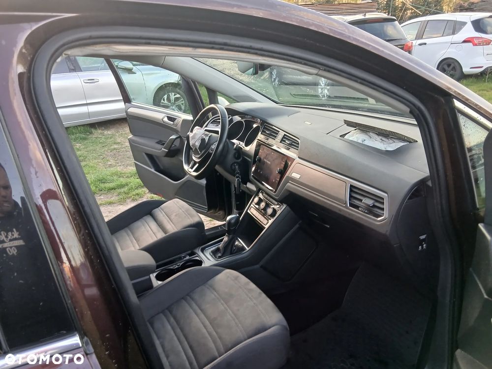 Volkswagen Touran 1.5 TSI ACT OPF DSG Highline - 18