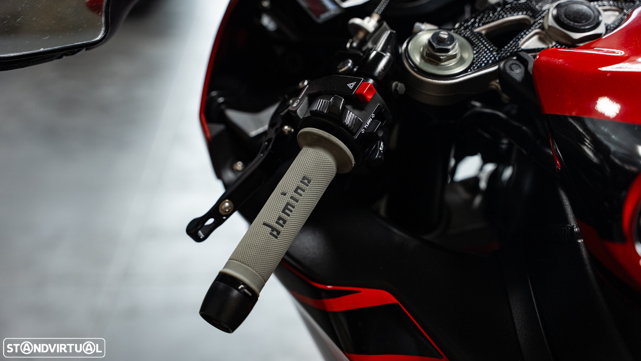Honda CBR 1000 RR Fireblade - 10