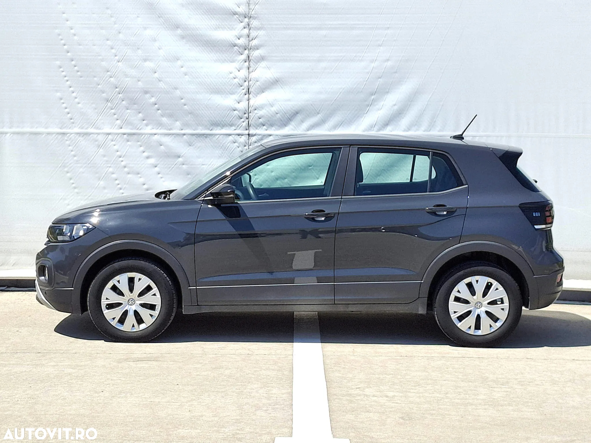 Volkswagen T-Cross 1.6 TDI Base - 2