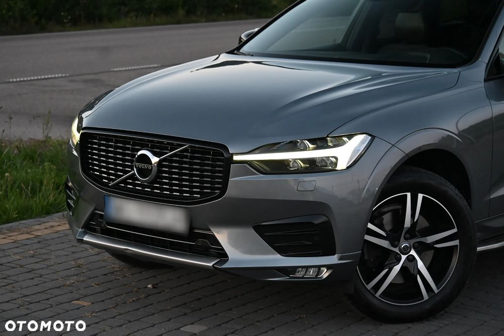 Volvo XC 60 B4 D AWD R-Design - 11