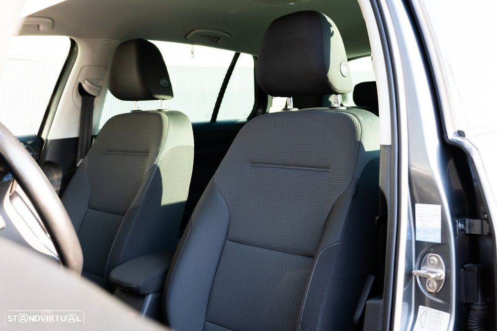 VW e-Golf AC/DC - 26