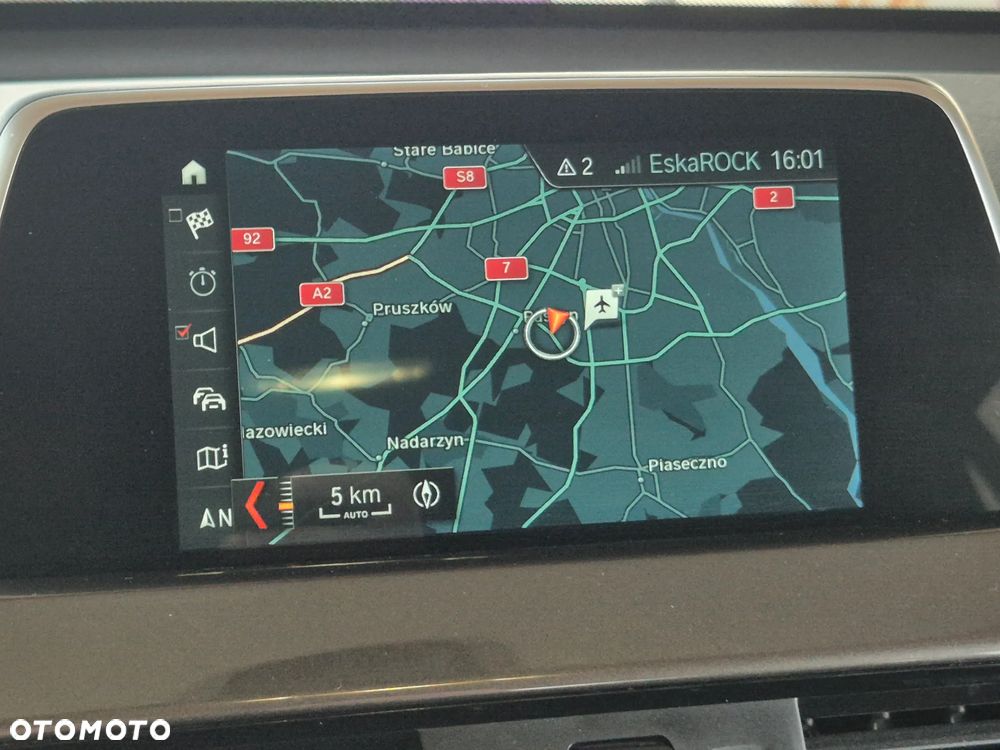 BMW X1 sDrive18i GPF xLine - 8