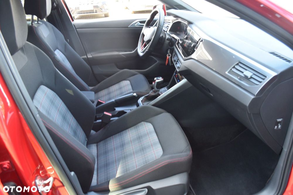 Volkswagen Polo - 36