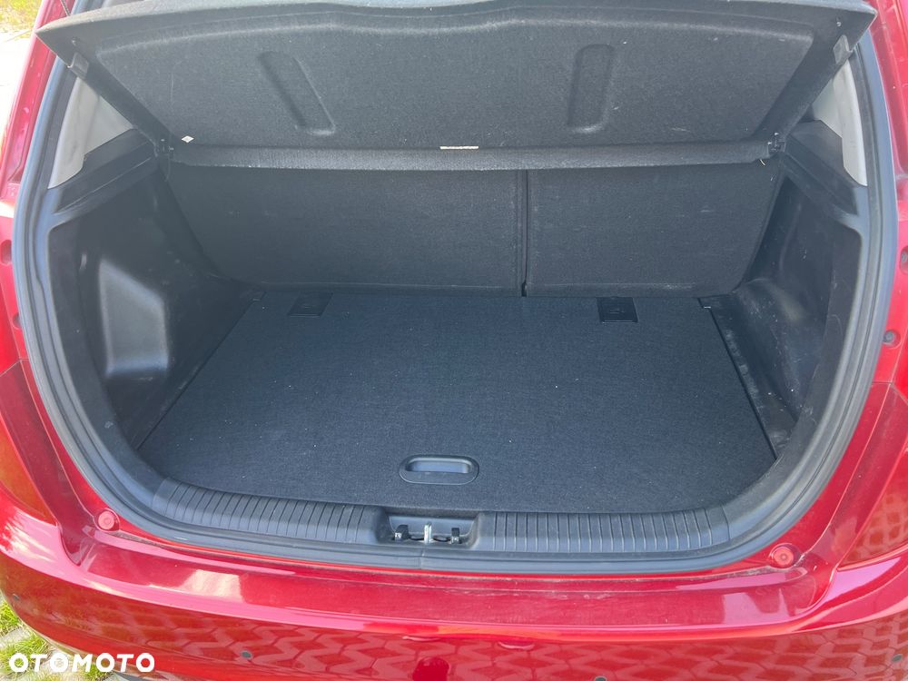 Kia Venga - 14