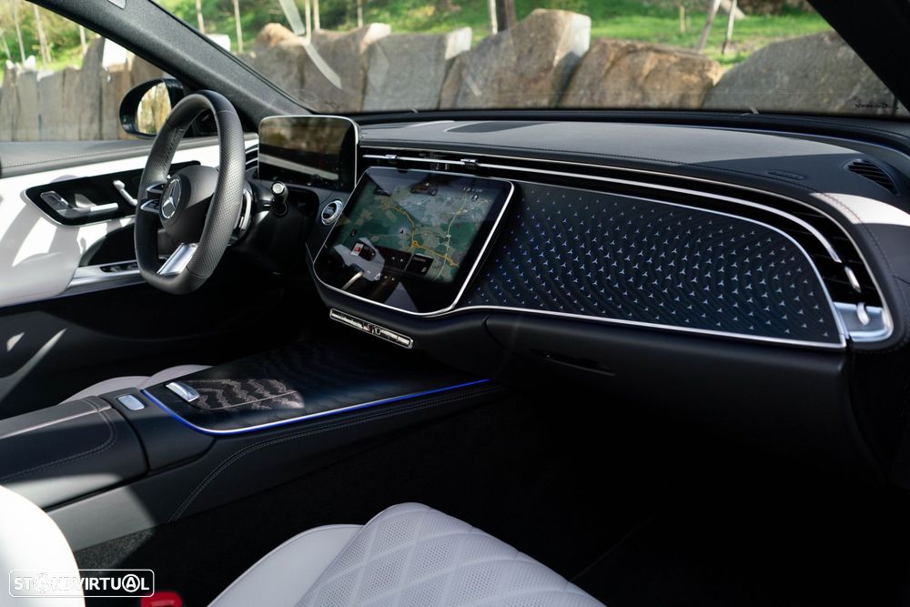 Mercedes-Benz E 300 - 32