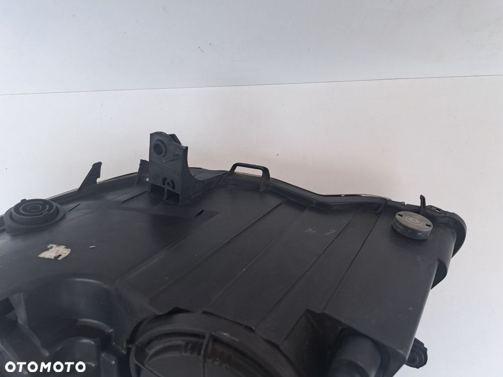 OPEL CORSA D LAMPA PRZÓD PRZEDNIA PRAWA  EUROPA SOCZEWKA 13186386 - 9