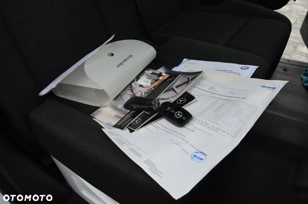 Mercedes-Benz Sprinter - 39