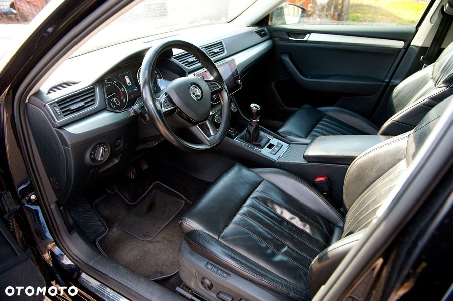 Skoda Superb 1.6 TDI Ambition - 6