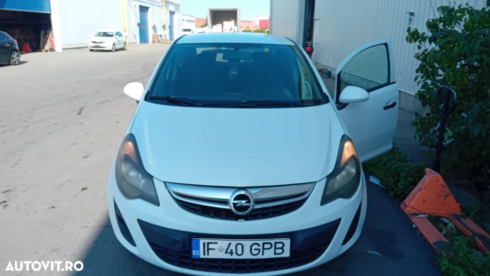 Opel Corsa 1.3 CDTI Enjoy - 2