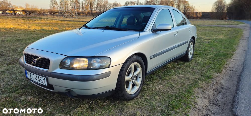 Volvo S60 - 1
