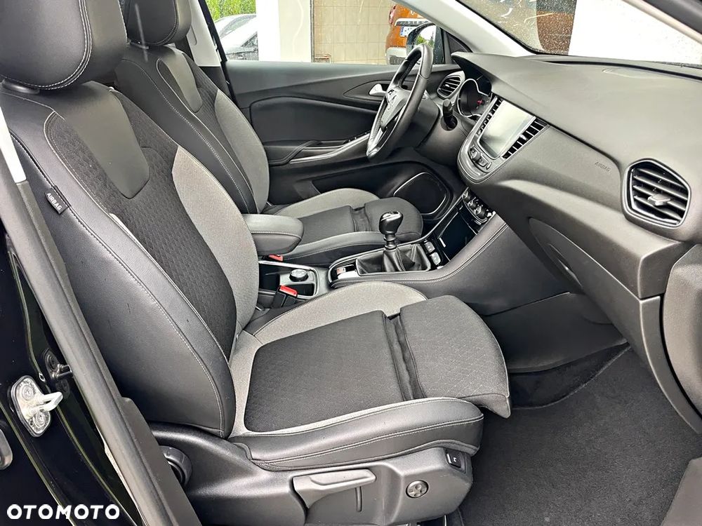 Opel Grandland X 1.2 Start/Stop Business INNOVATION - 25