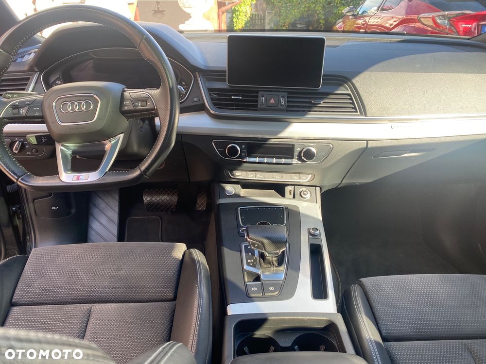 Audi Q5 50 TFSI e quattro S tronic design - 11