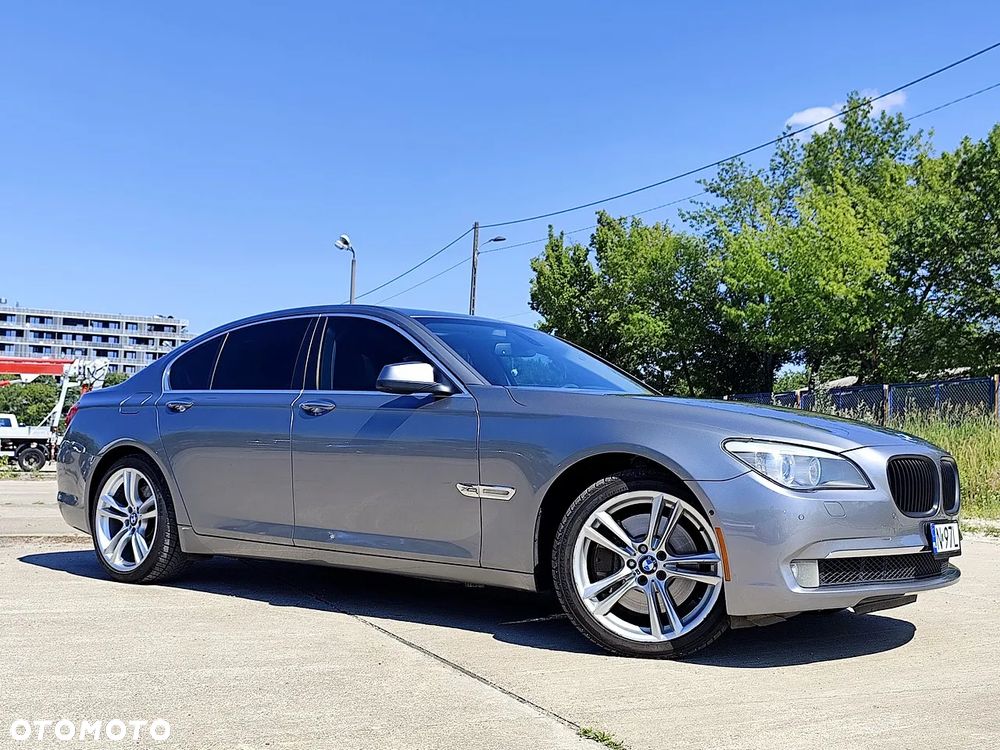 BMW Seria 7 750Li xDrive - 2