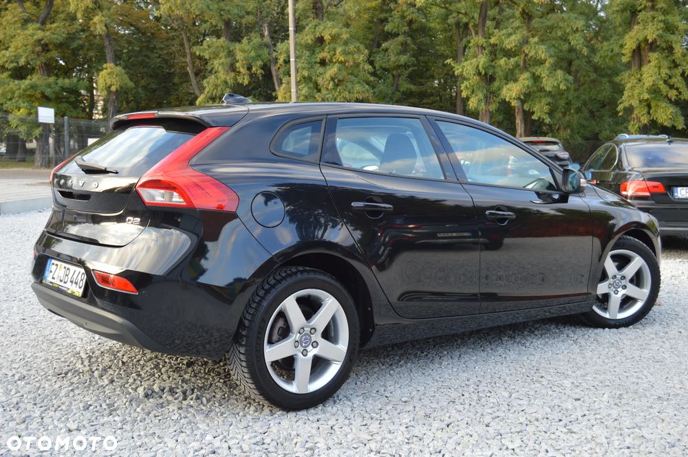 Volvo V40 D2 Momentum - 21