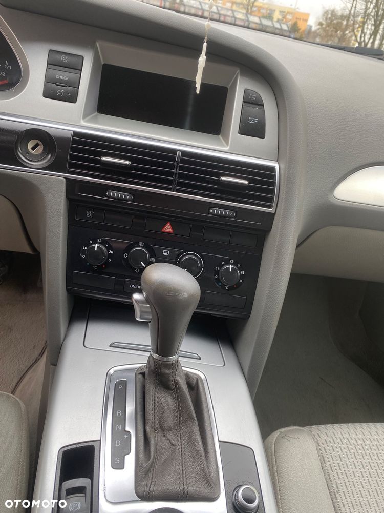 Audi A6 Avant 2.0 TDI DPF multitronic - 12