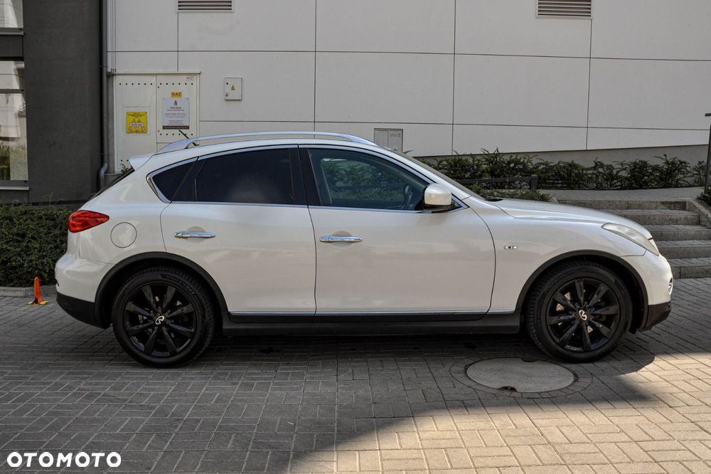 Infiniti EX - 5