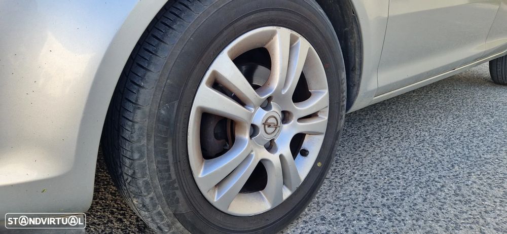 Opel Corsa 1.2 Cosmo - 17