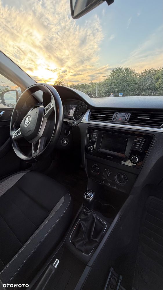 Skoda RAPID Spb 1.6 TDI DPF Ambition - 10