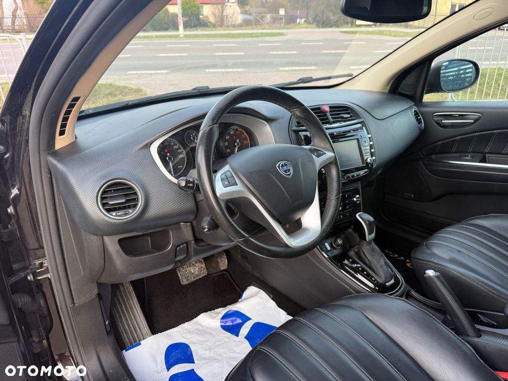 Lancia Delta 1.8 Di TurboJet 16v Automatik Platinum - 20