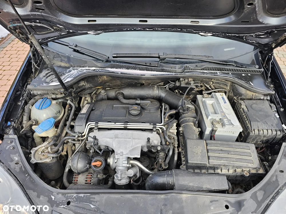 Volkswagen Golf 2.0 TDI Comfortline - 8