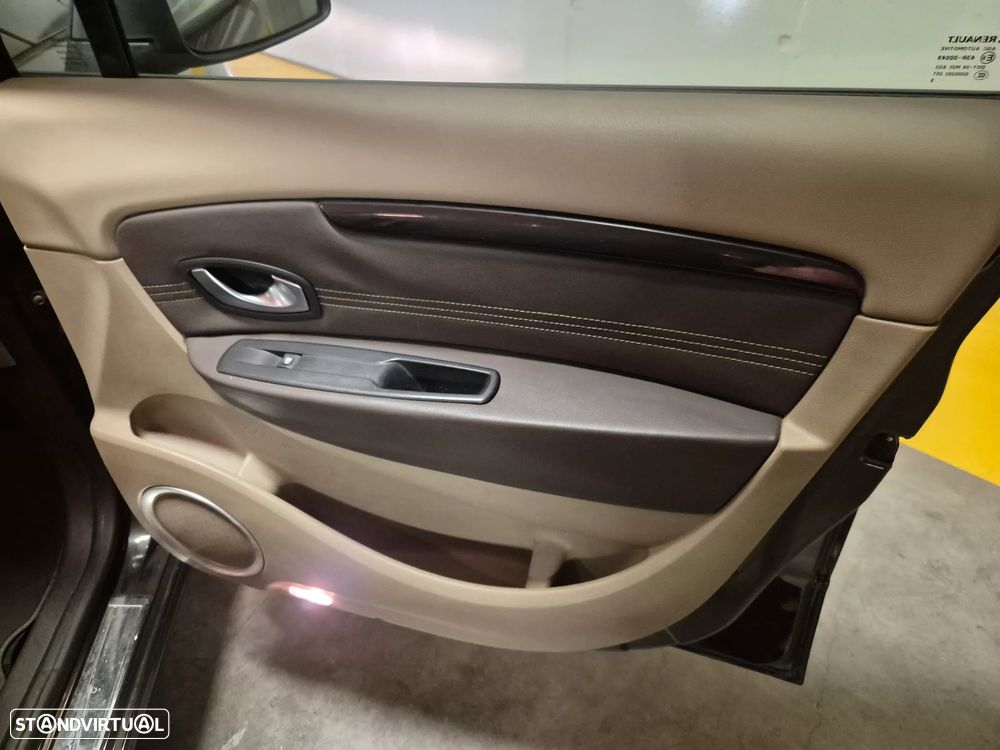 Renault Grand Scénic 1.5 dCi Luxe 7L - 37