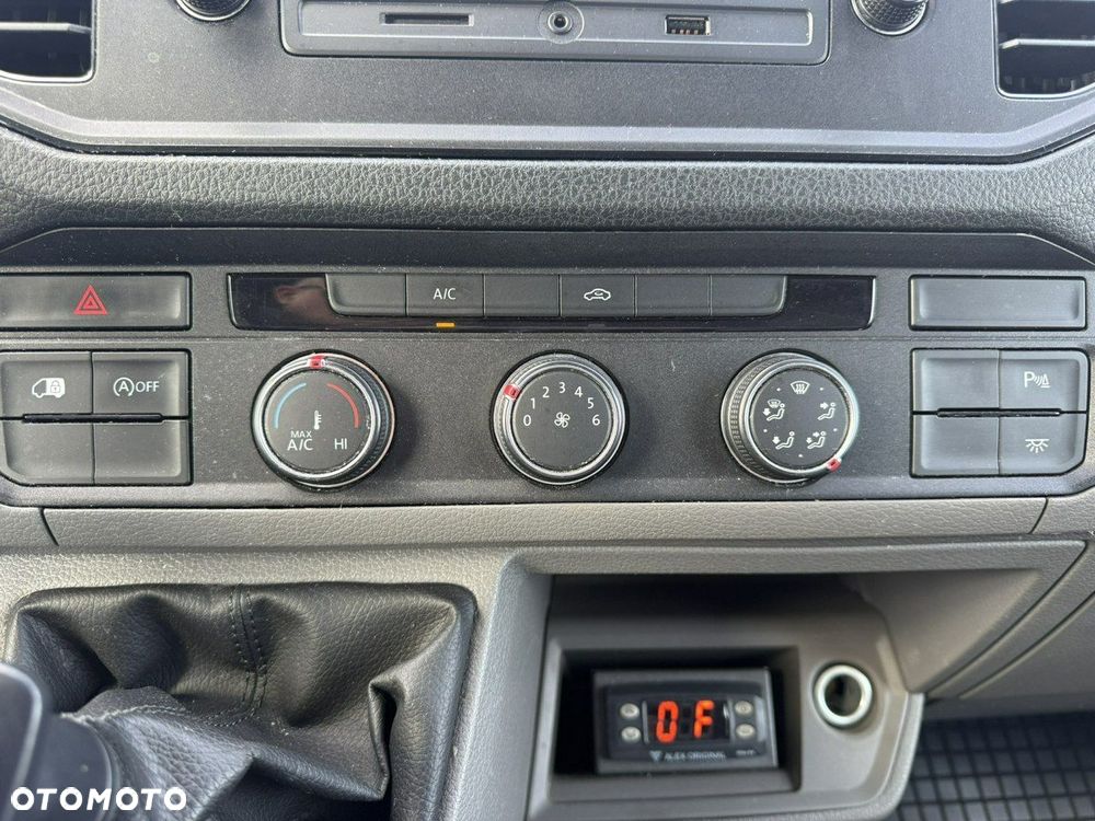 Volkswagen Crafter - 15