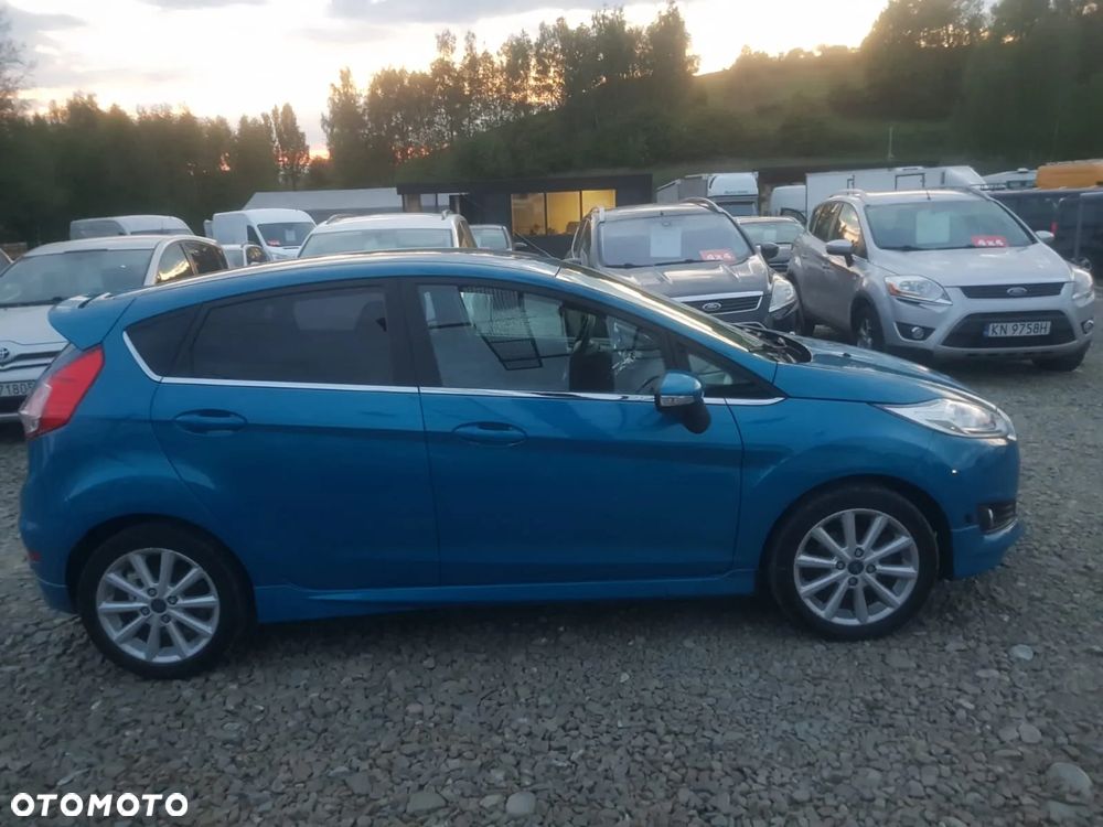 Ford Fiesta 1.0 EcoBoost Start-Stop ST-LINE - 24