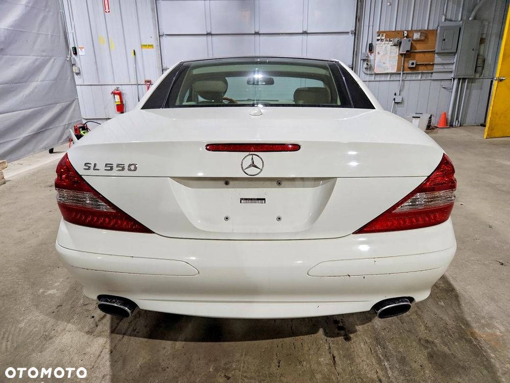 Mercedes-Benz SL - 28