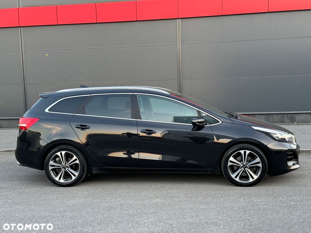 Kia Ceed 1.6 CRDi GT Line DCT - 12
