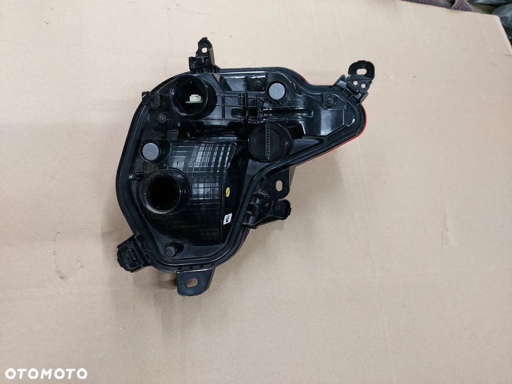 Hyundai Tucson IV N-Line 20- Lampa Prawa Tył w Zderzak Oryginał Idealna - 2