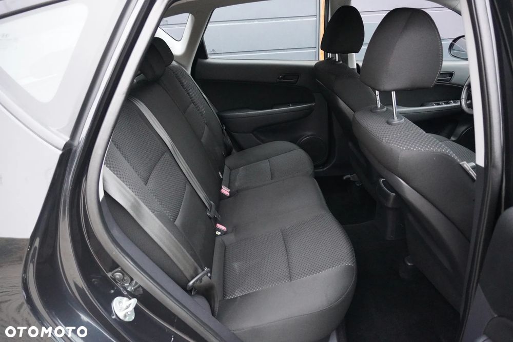 Hyundai i30 1.4 Blue Comfort - 11