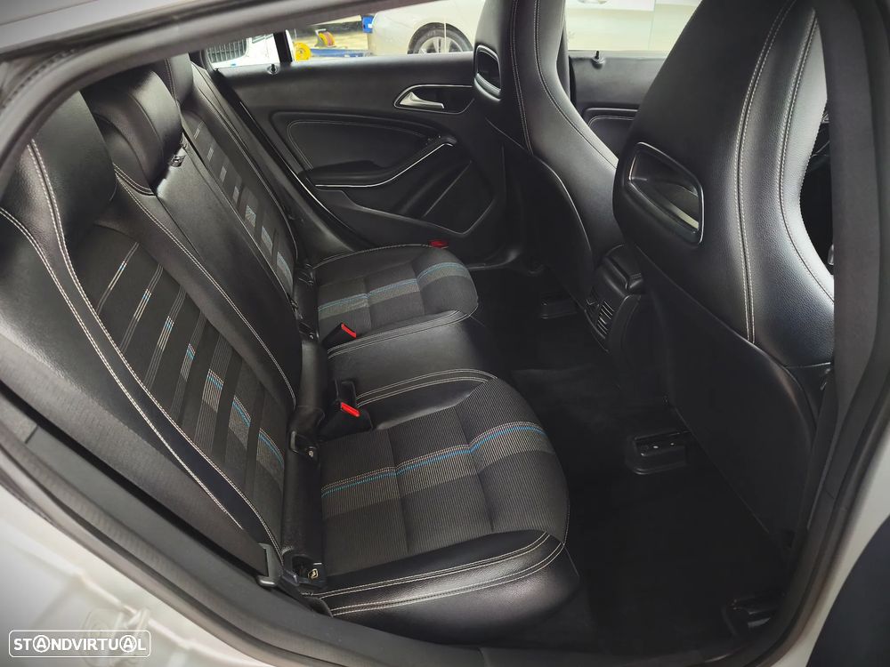 Mercedes-Benz CLA 200 - 8