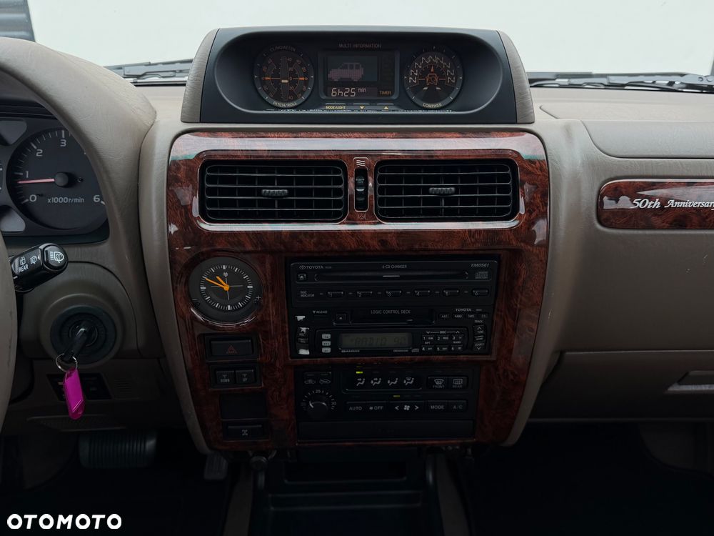 Toyota Land Cruiser - 21