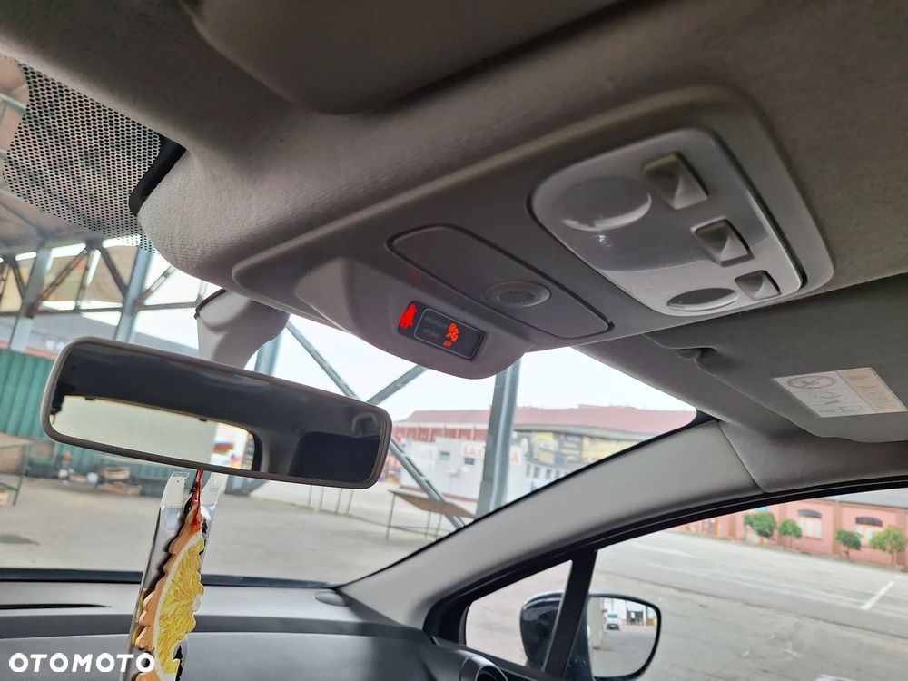 Renault Clio Energy TCe 90 Start & Stop Paris - 24